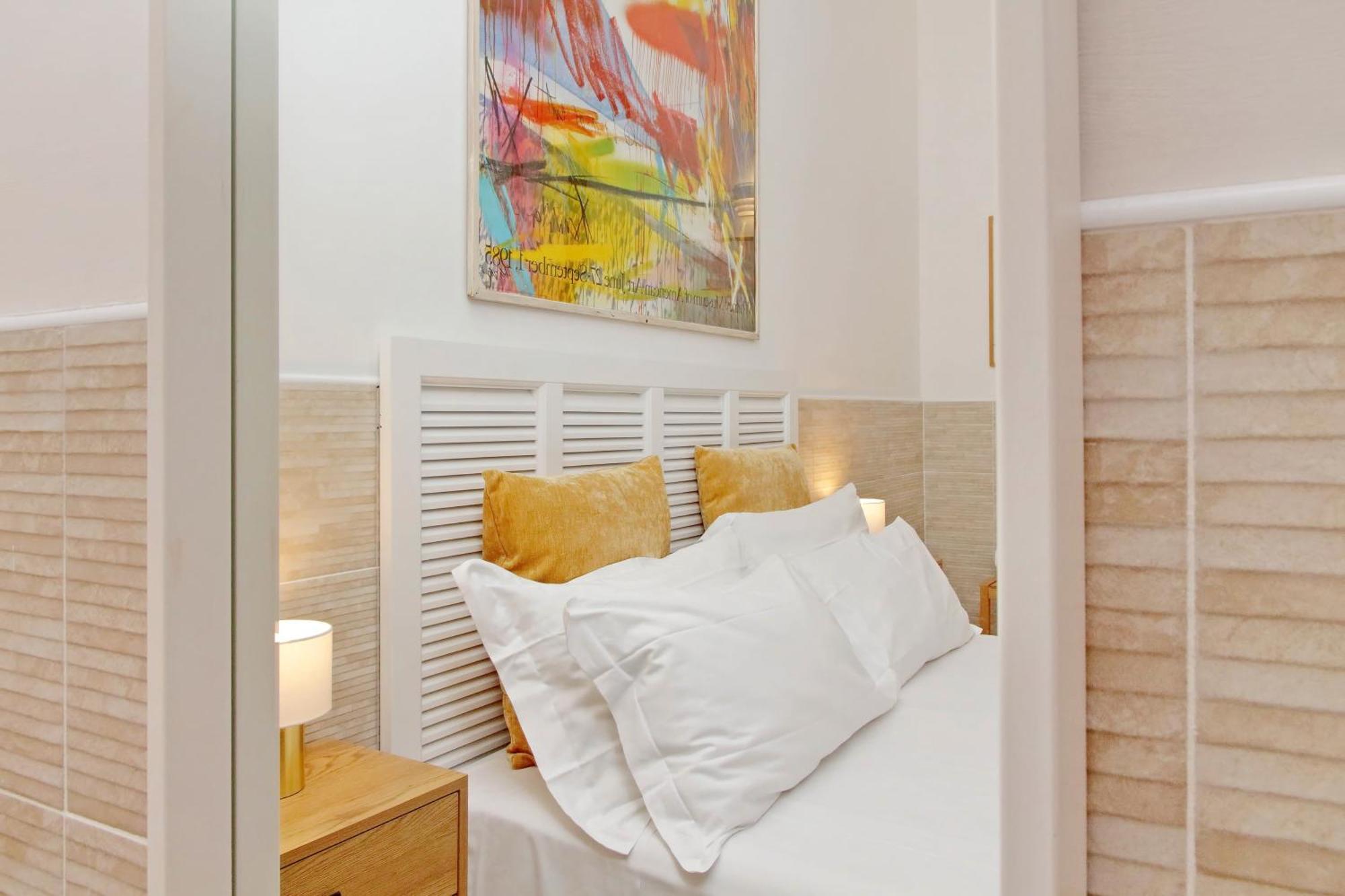 Opera Inn Suites - Rooms And Apartments Roma Ngoại thất bức ảnh