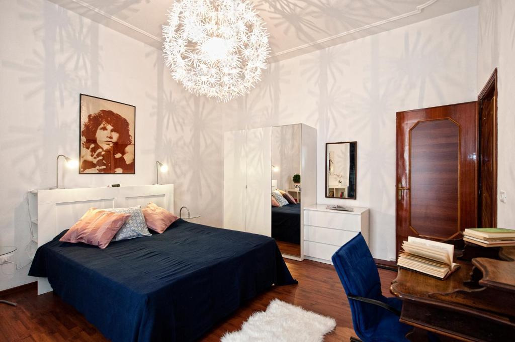 Opera Inn Suites - Rooms And Apartments Roma Phòng bức ảnh